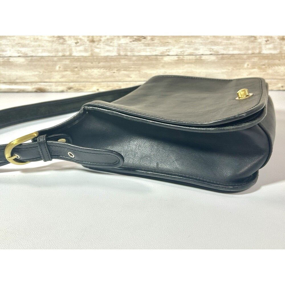 COACH Vintage Crossbody Bag Black Leather Made In Korea Gold Tone Twist Lock - Picture 9 of 16